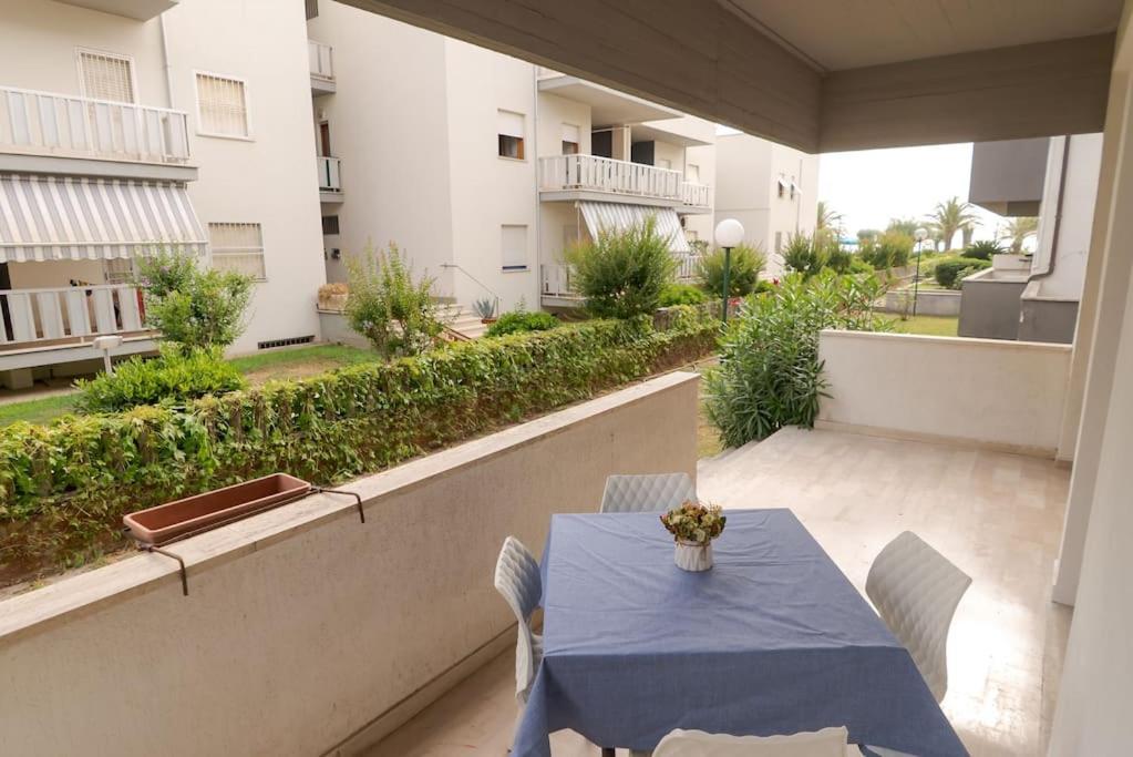 Appartamento Incantevole Fronte Mare Villa Rosa Di Martinsicuro Eksteriør billede